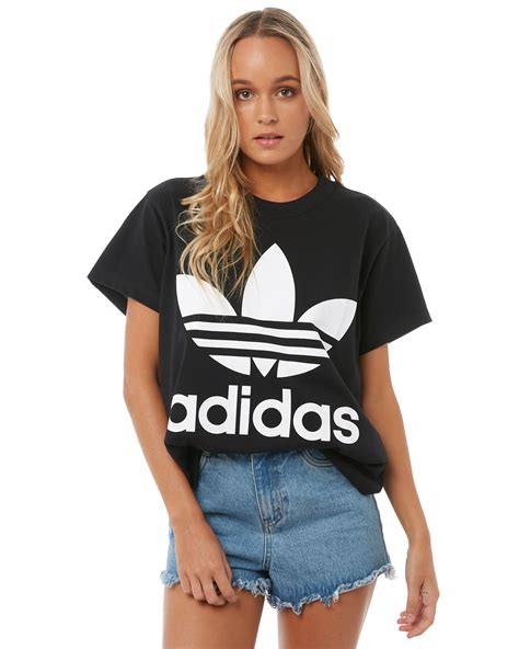 adidas clothes for women.